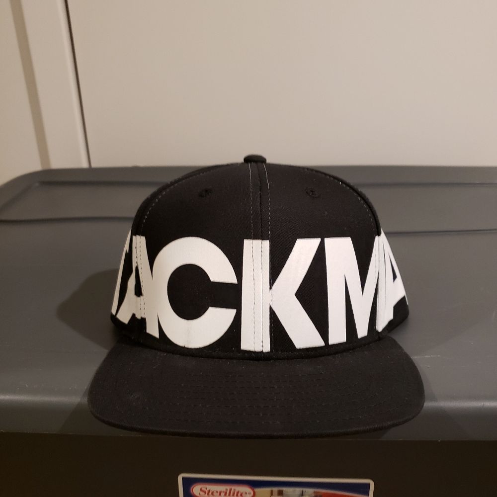 TACKMA SNAPBACK HAT